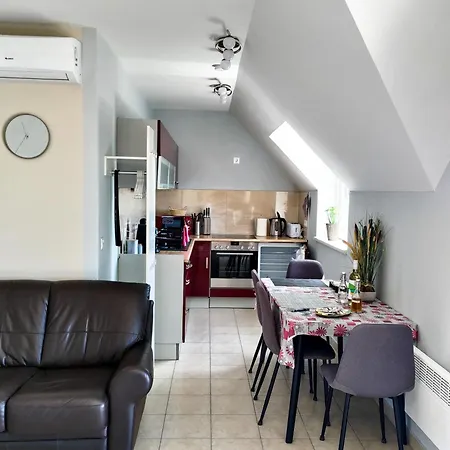 Fuegefa * Balatonalmádi