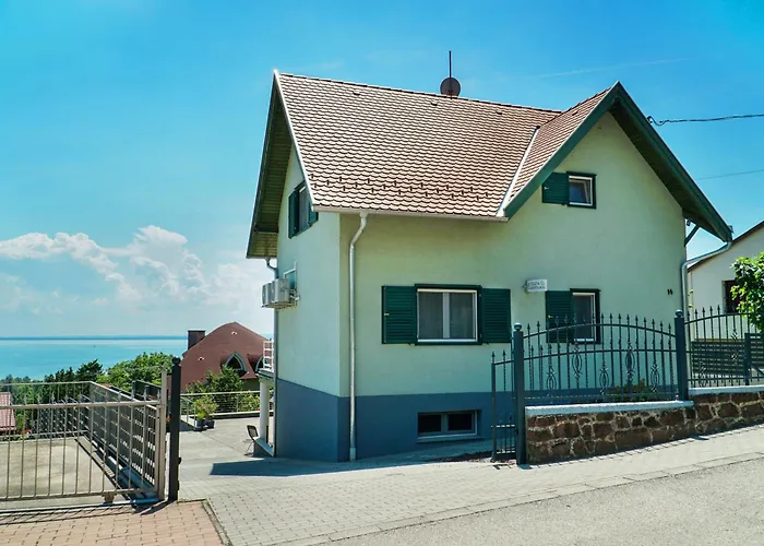 Fuegefa Apartman *